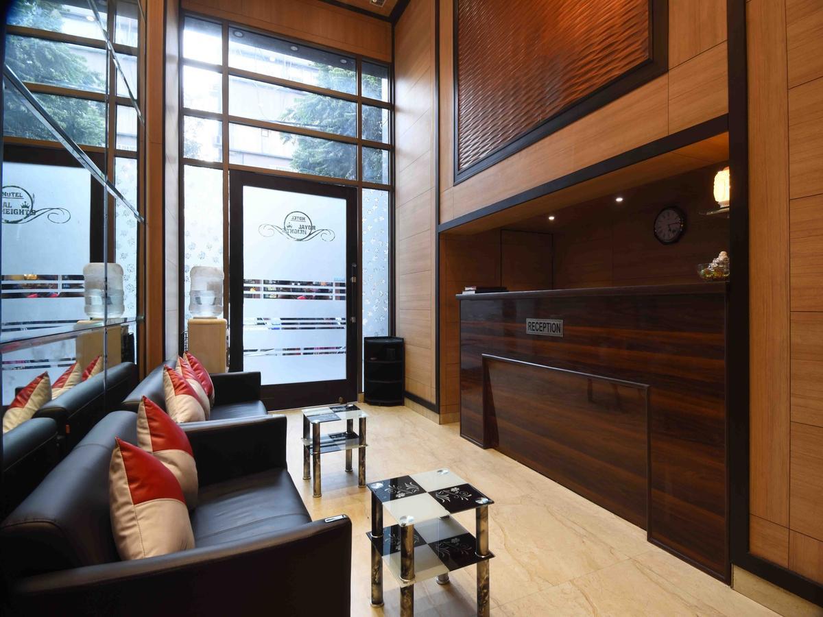 Hotel Royal Grand - Opposite Axis Bank East Patel Nagar New Delhi Exteriör bild
