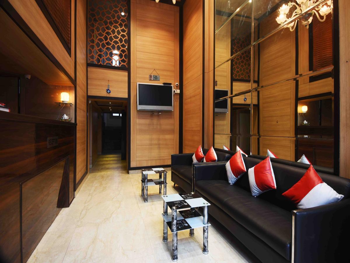 Hotel Royal Grand - Opposite Axis Bank East Patel Nagar New Delhi Exteriör bild